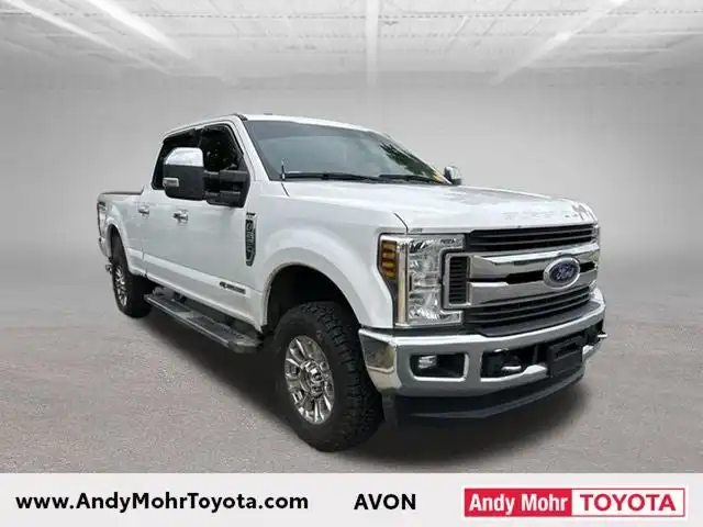 2018 Ford F-250 XLT 4x4 Crew Cab 6-3/4' Box's photo