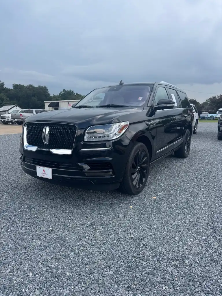2020 Lincoln Navigator Reserve's photo