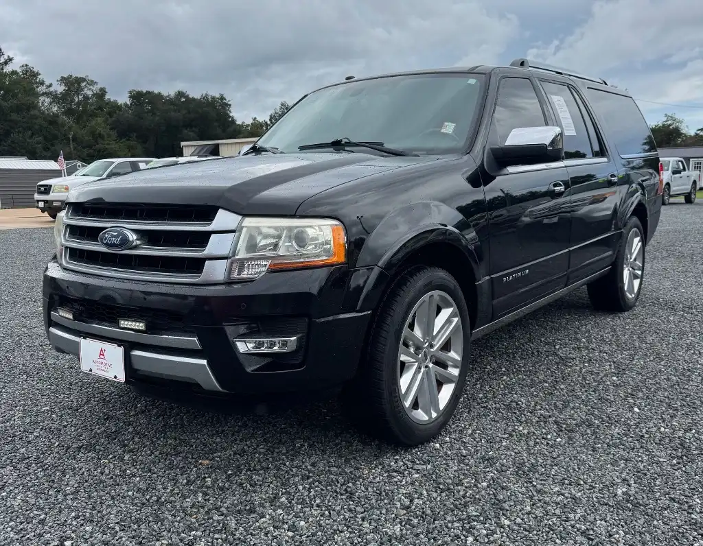 2017 Ford Expedition Platinum EL's photo