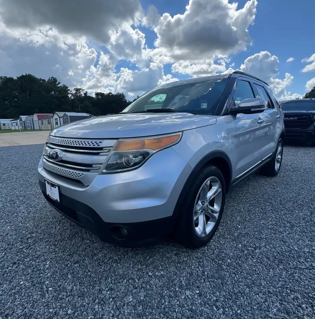 2015 Ford Explorer Limited's photo