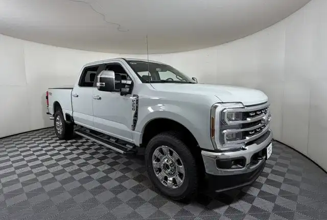 2026 Ford F-250 Lariat 4x4 Crew Cab 6-3/4' Box's photo