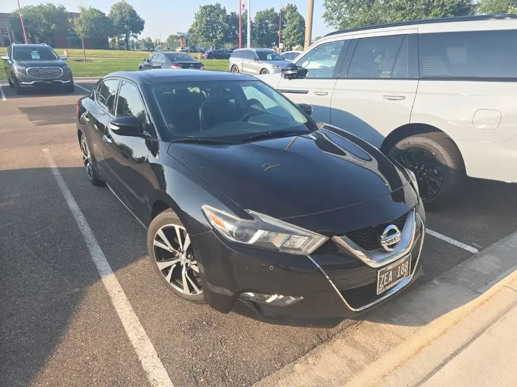 2017 Nissan Maxima 3.5 SV's photo