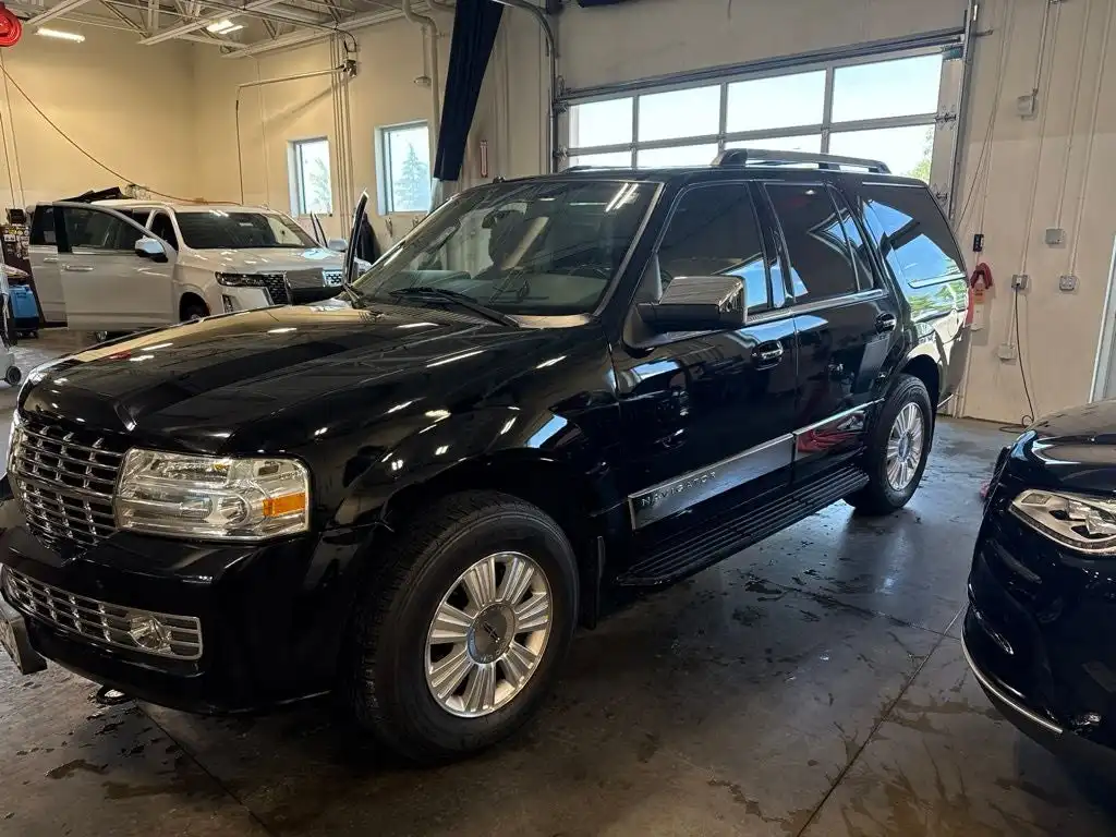 2007 Lincoln Navigator Ultimate 4x4's photo