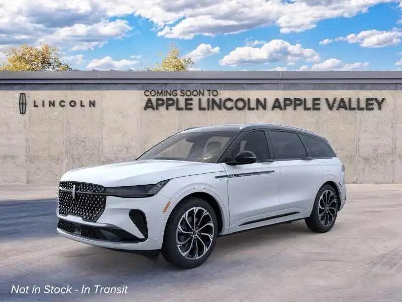 2026 Lincoln Nautilus Reserve AWD's photo