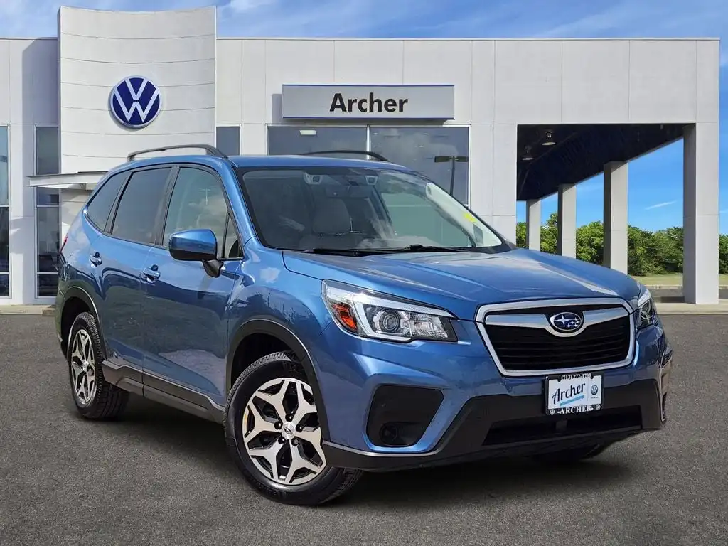 2020 Subaru Forester Premium's photo