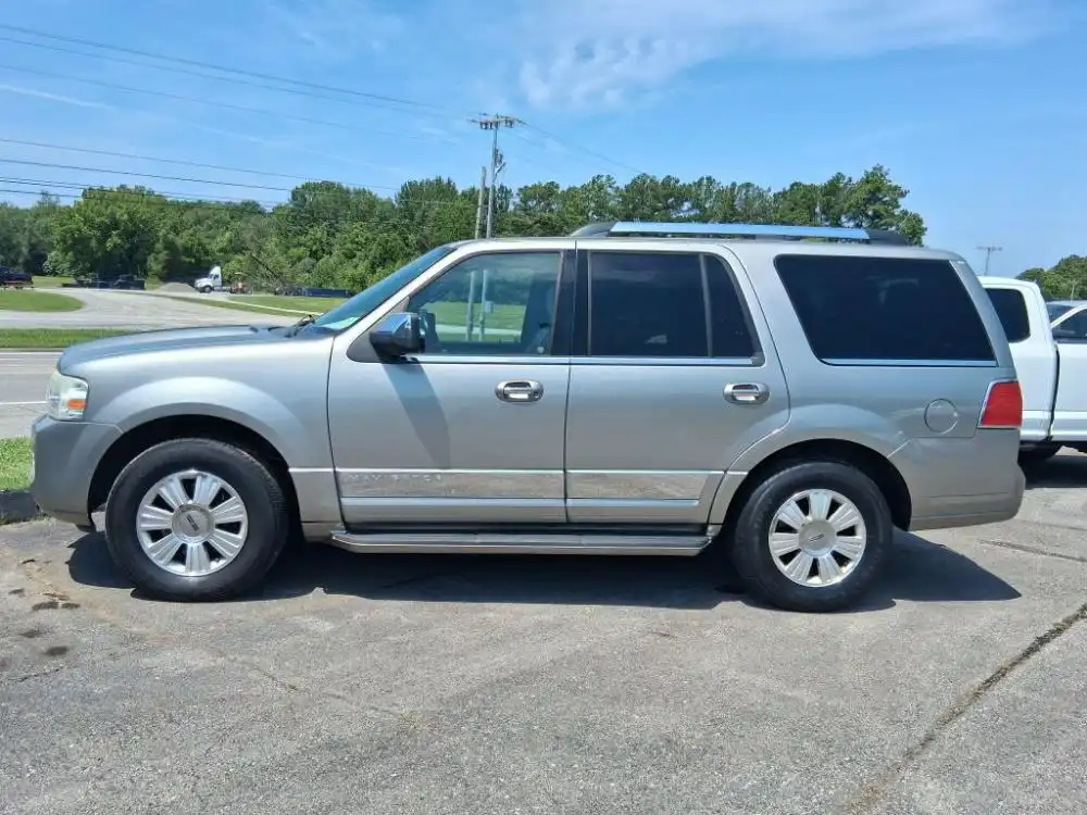 2008 Lincoln Navigator Luxury 4x4's photo