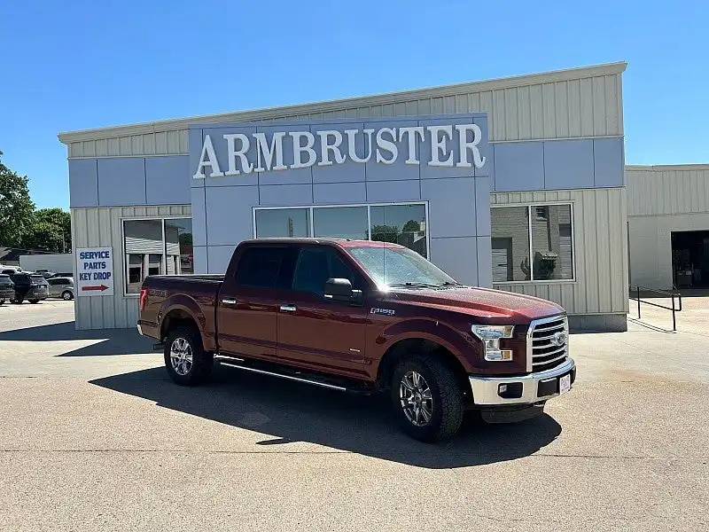 2015 Ford F-150 XLT 4x4 SuperCrew 145-in's photo