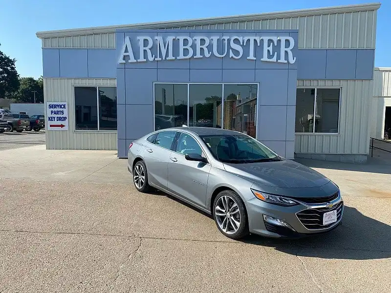 2024 Chevrolet Malibu 2LT's photo