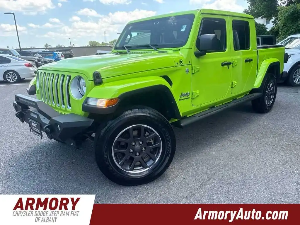 2021 Jeep Gladiator Overland's photo