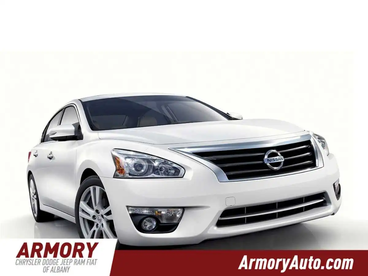 2014 Nissan Altima 2.5 S's photo
