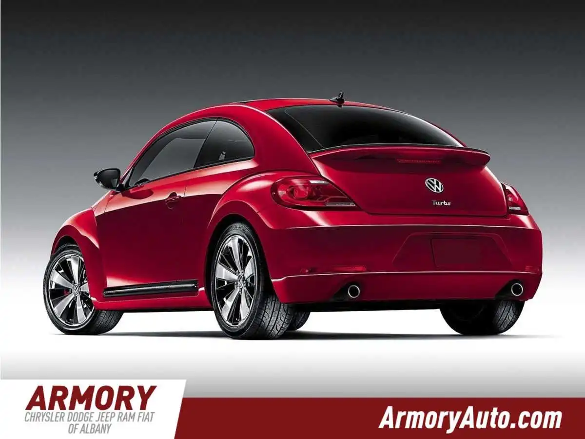 2018 Volkswagen Beetle 2.0T S Auto's photo