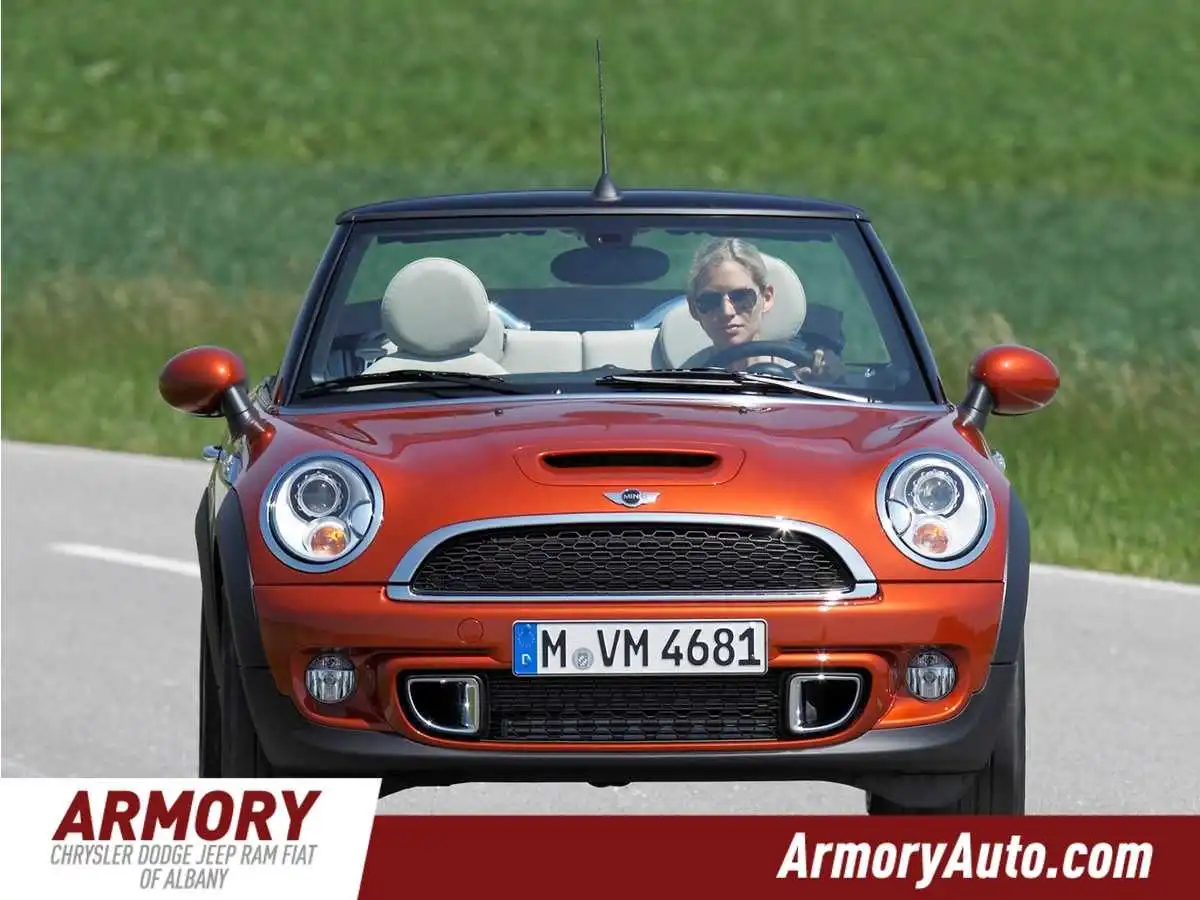 2015 MINI Cooper S's photo
