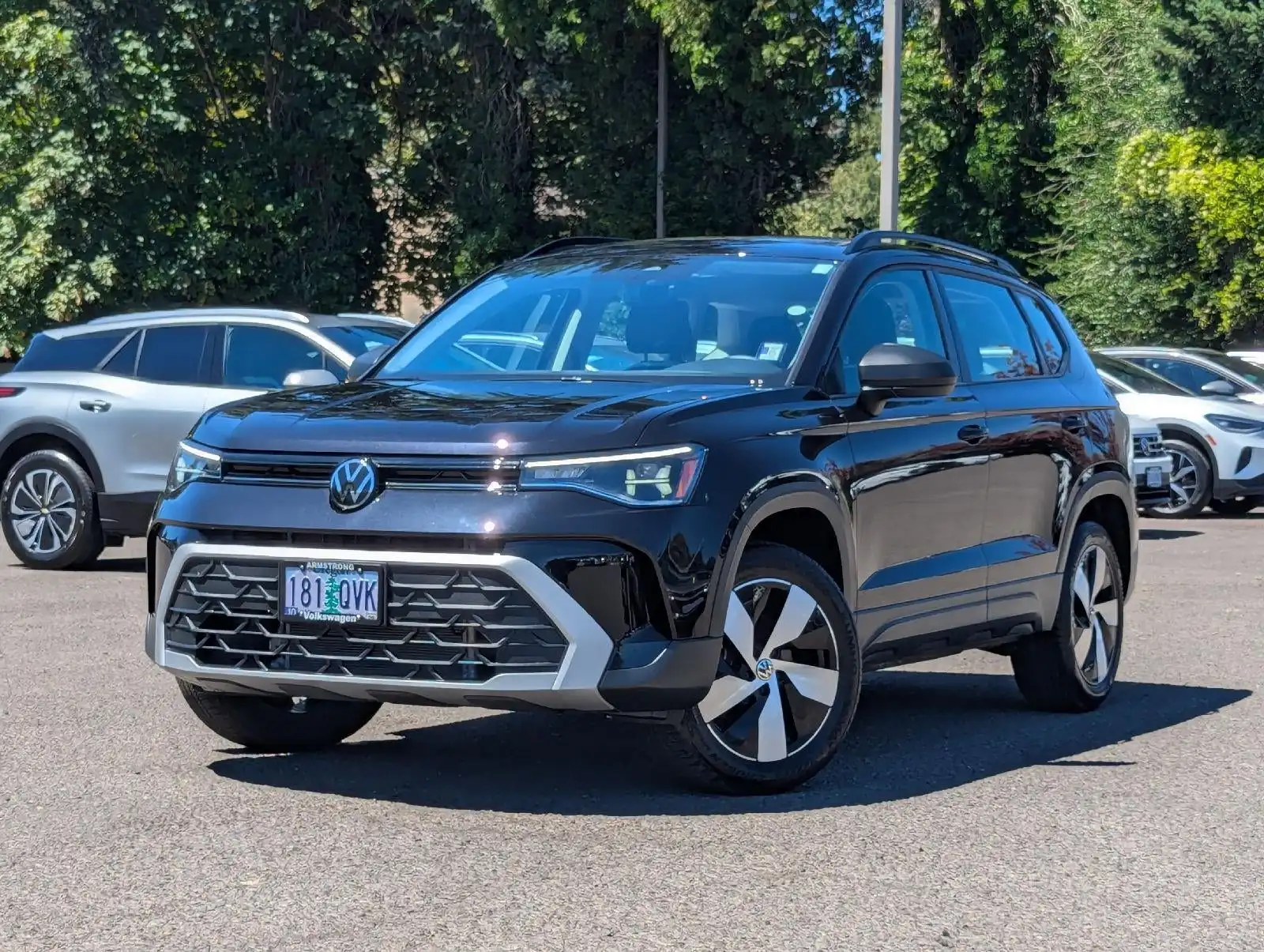 2025 Volkswagen Taos 1.5T S 4Motion's photo