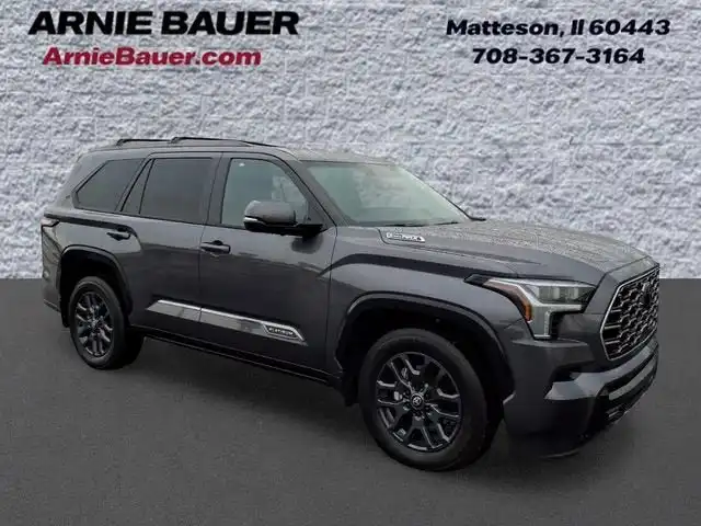 2026 Toyota Sequoia Platinum 4WD i-FORCE MAX Hybrid's photo