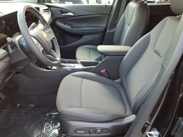 2026 Buick Encore GX Preferred photo 5
