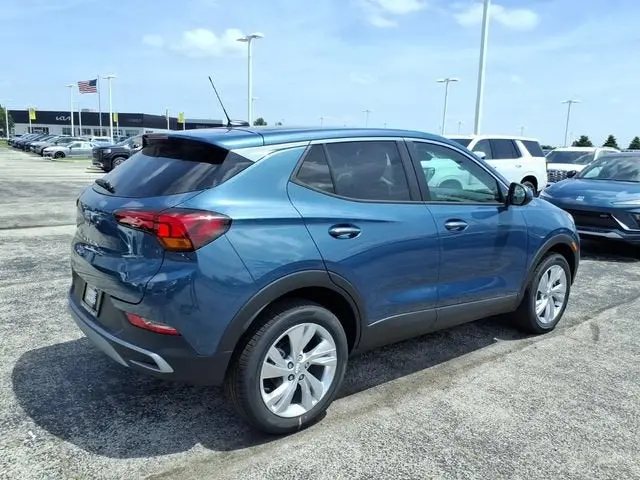 2026 Buick Encore GX Preferred AWD photo 5