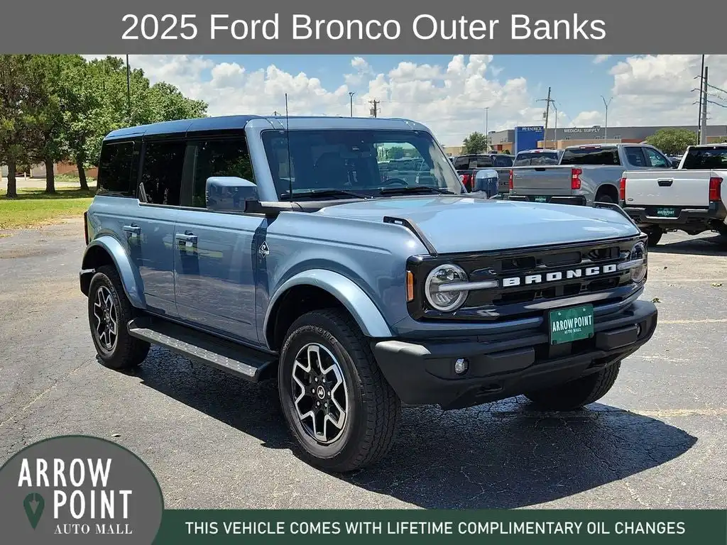 2025 Ford Bronco Outer Banks 4x4's photo