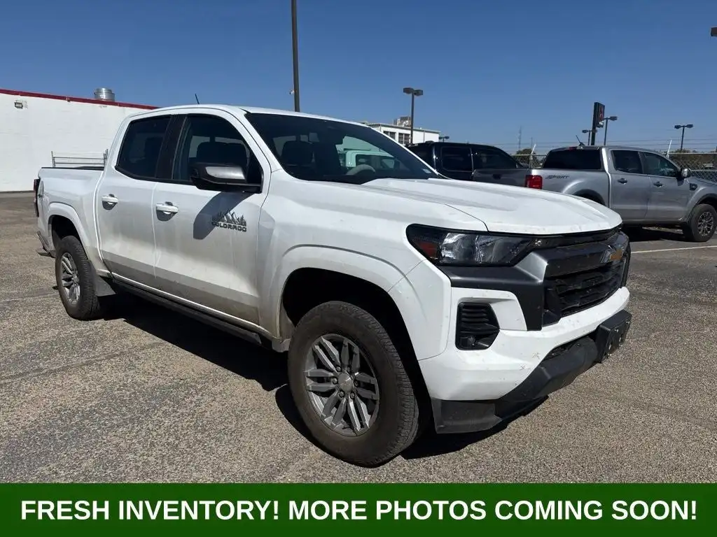 2024 Chevrolet Colorado LT 4WD Crew Cab Short Box's photo