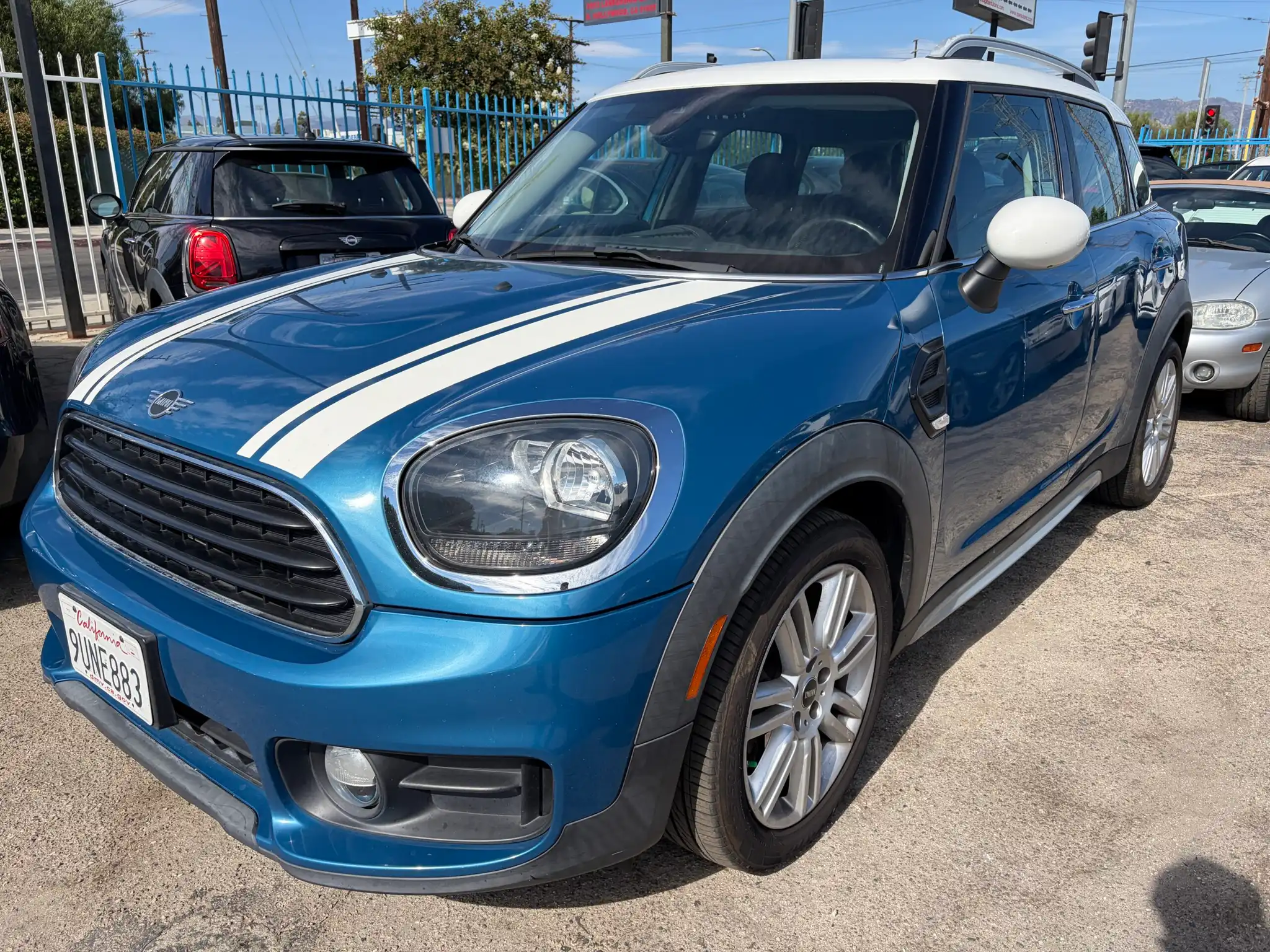 2019 MINI Countryman Cooper Signature's photo