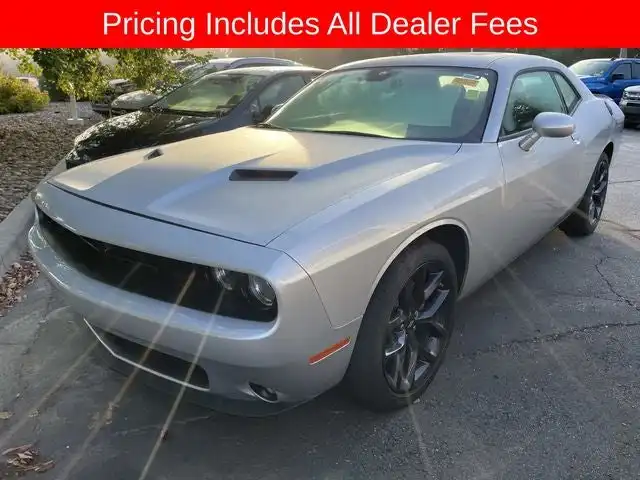 2023 Dodge Challenger SXT Auto's photo