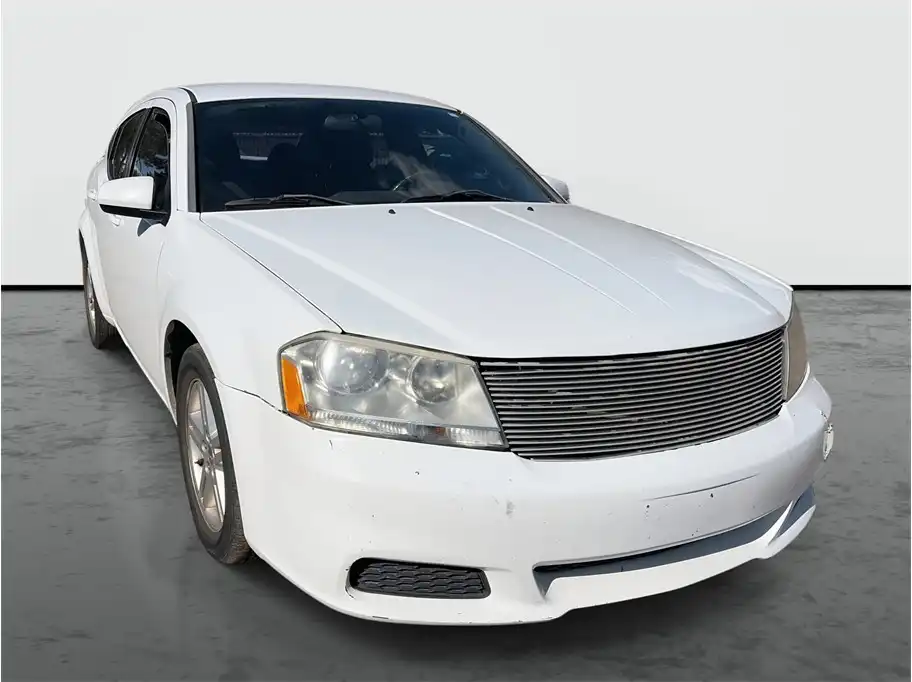 2012 Dodge Avenger SXT's photo