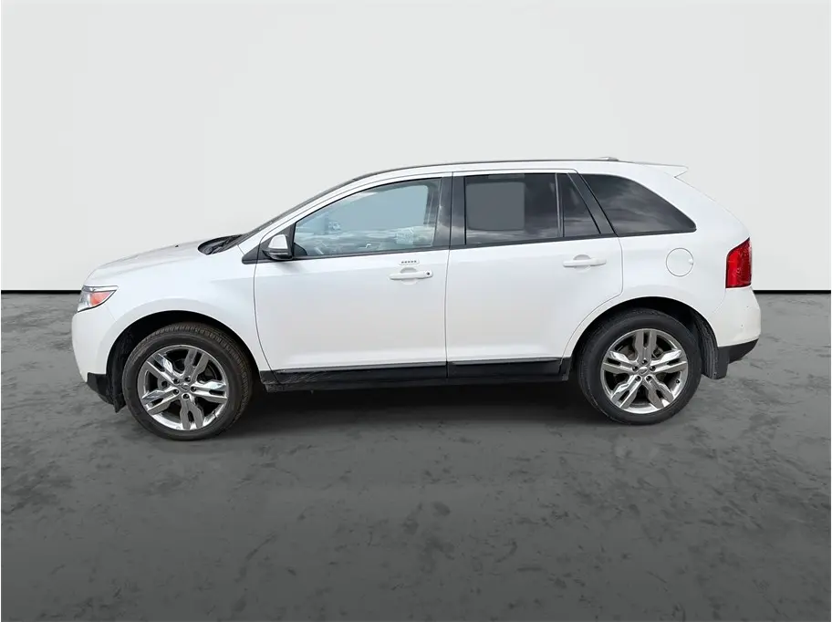 2013 Ford Edge SEL photo 5