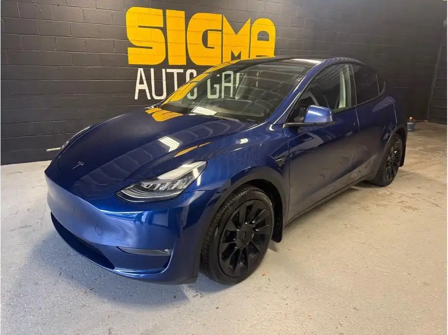 2022 Tesla Model Y Long Range Dual Motor AWD's photo