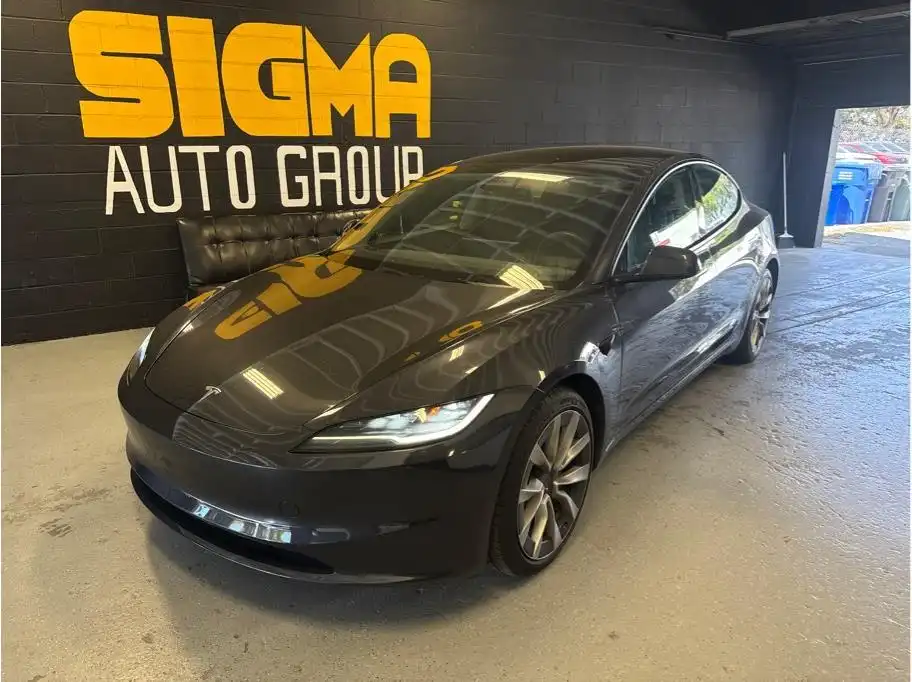 2024 Tesla Model 3 Base's photo