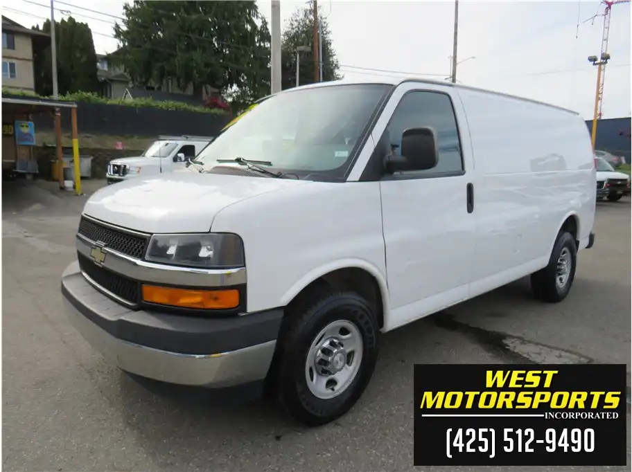 2017 Chevrolet Express 2500 Work Van HD's photo