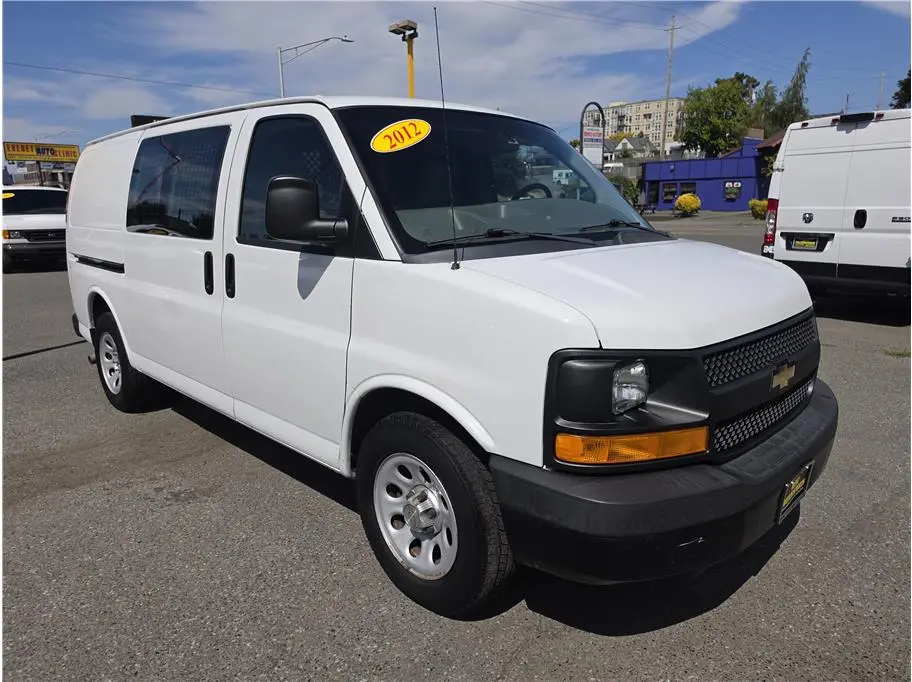 2012 Chevrolet Express 1500 Work Van photo 3