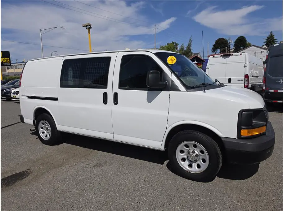 2012 Chevrolet Express 1500 Work Van photo 4