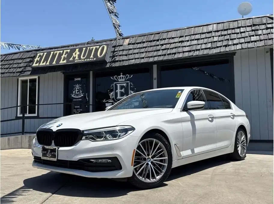 2017 BMW 5 Series 540i Sedan's photo