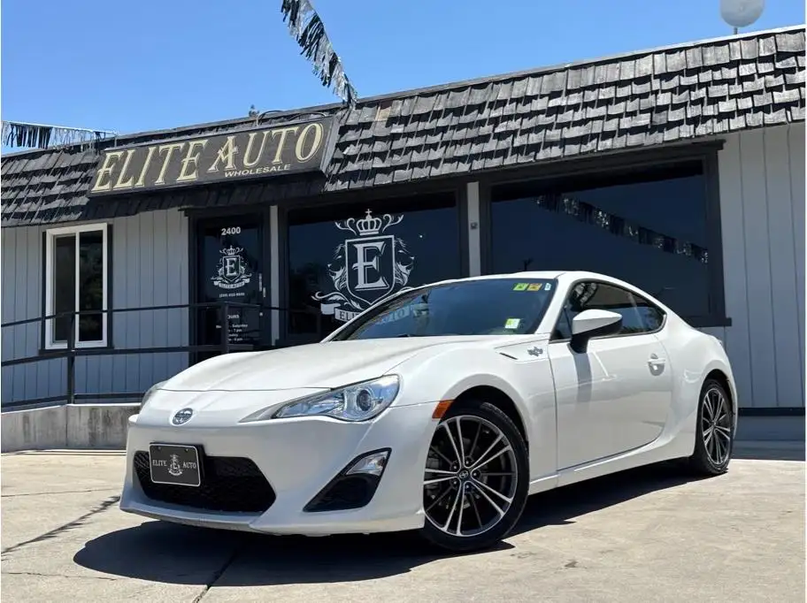 2015 Scion FR-S AT's photo