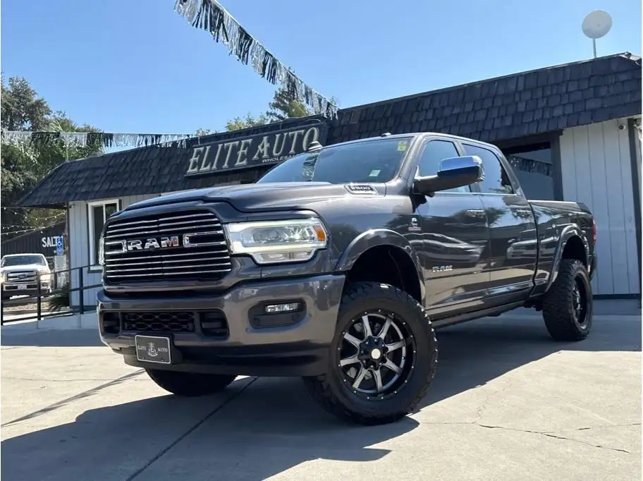 2019 RAM 2500 Laramie 4X4 Crew Cab SWB's photo