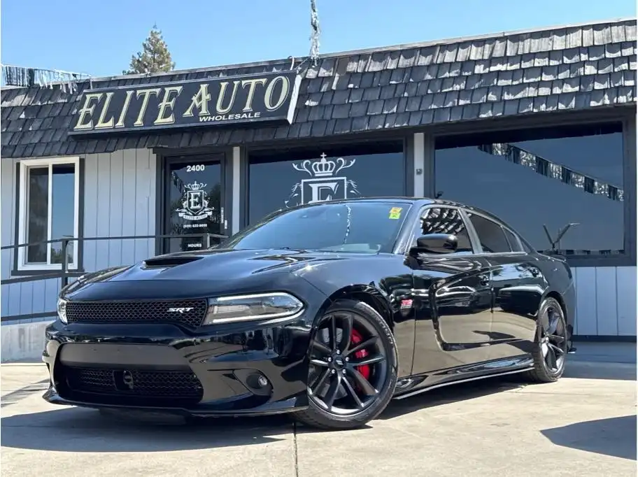 2017 Dodge Charger SRT 392's photo