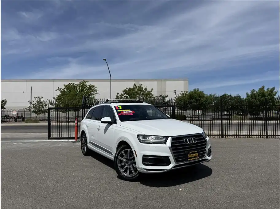 2017 Audi Q7 3.0T quattro tiptronic Premium Plus's photo