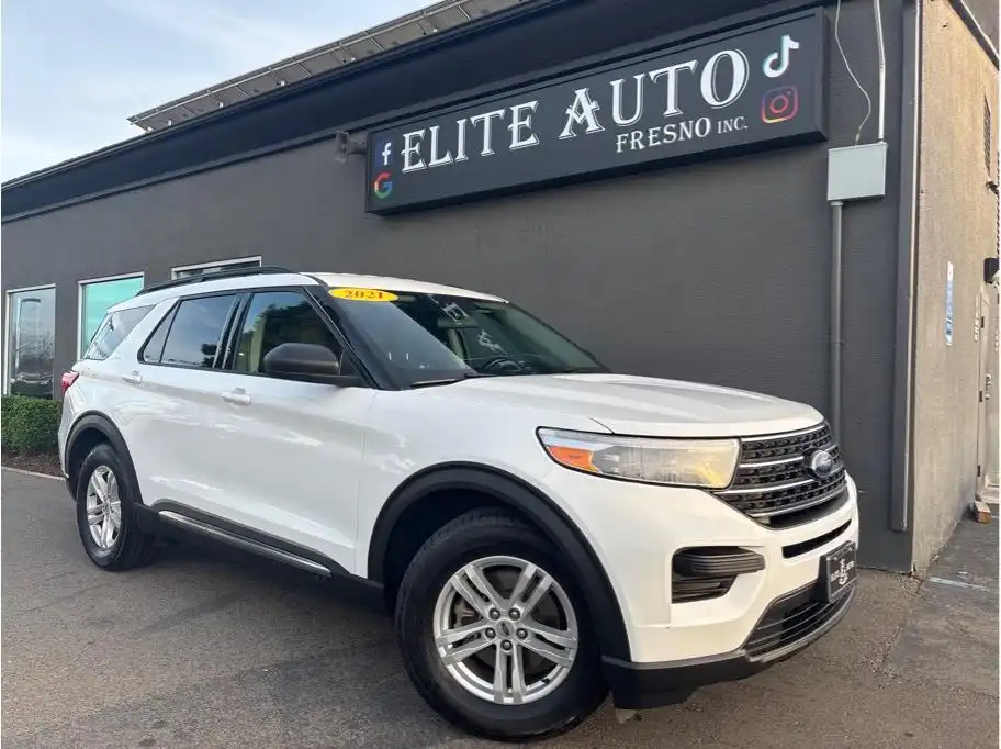 2021 Ford Explorer XLT RWD's photo