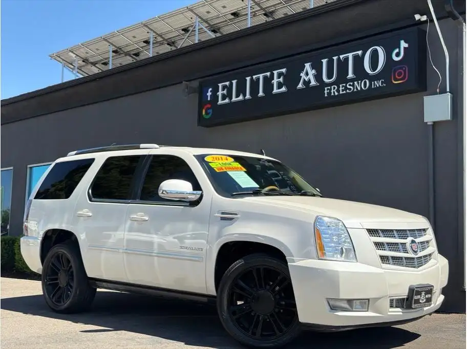 2014 Cadillac Escalade AWD Premium's photo