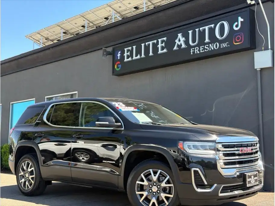 2023 GMC Acadia SLE FWD's photo