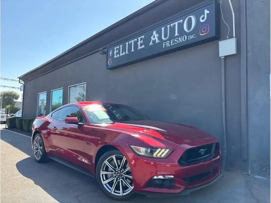 2017 Ford Mustang Premium Coupe GT's photo