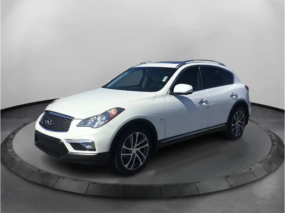 2016 INFINITI QX50 Base's photo