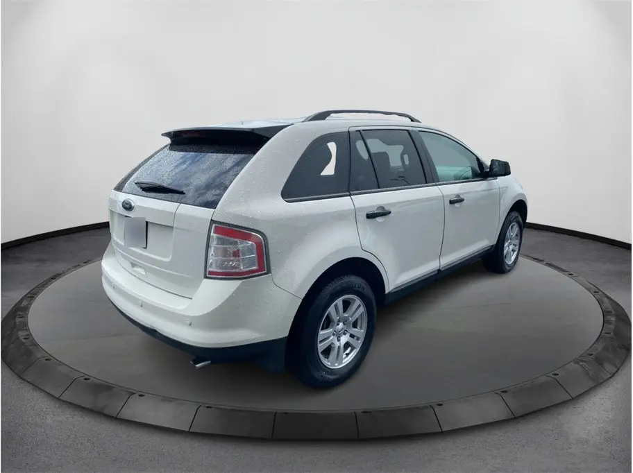 2010 Ford Edge SE photo 5