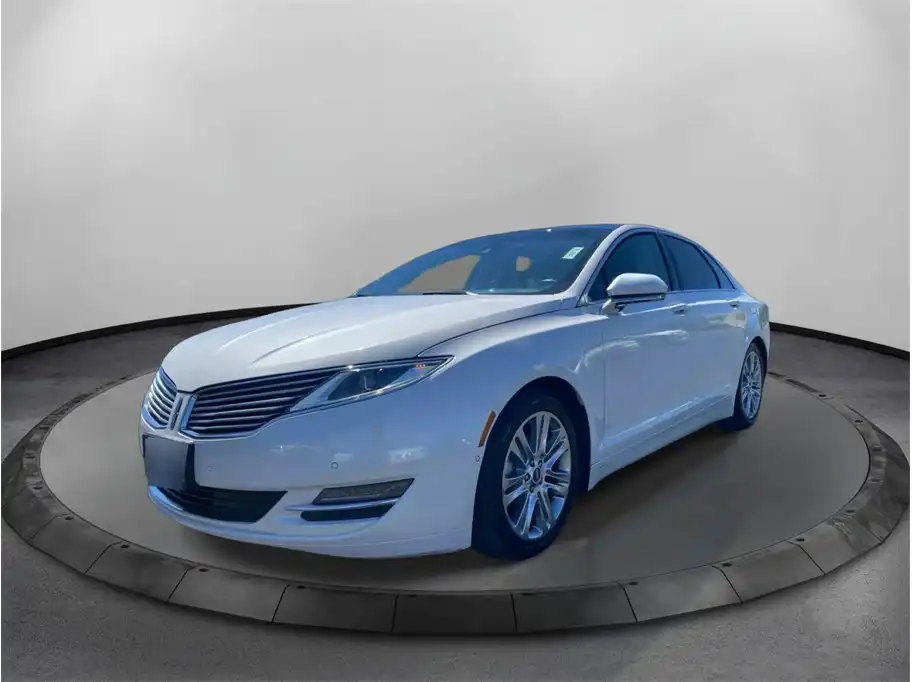 2014 Lincoln MKZ Hybrid's photo