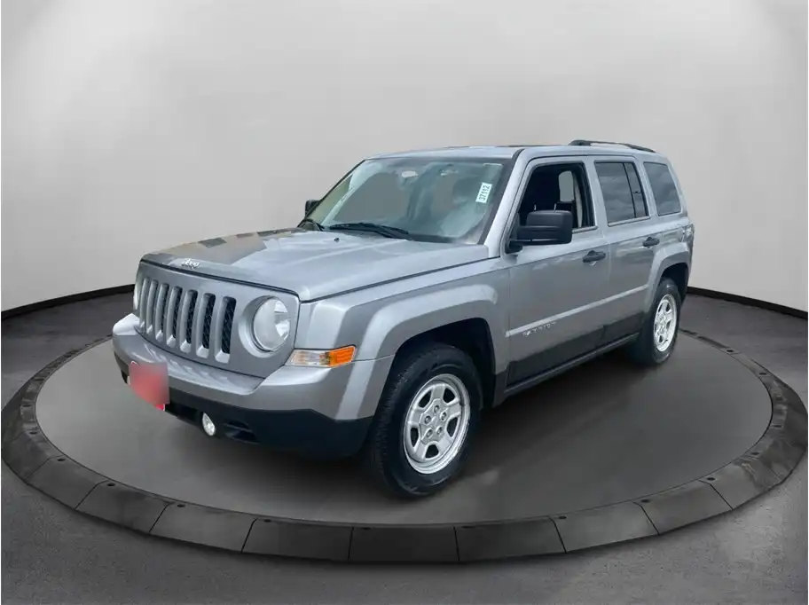 2014 Jeep Patriot Sport's photo