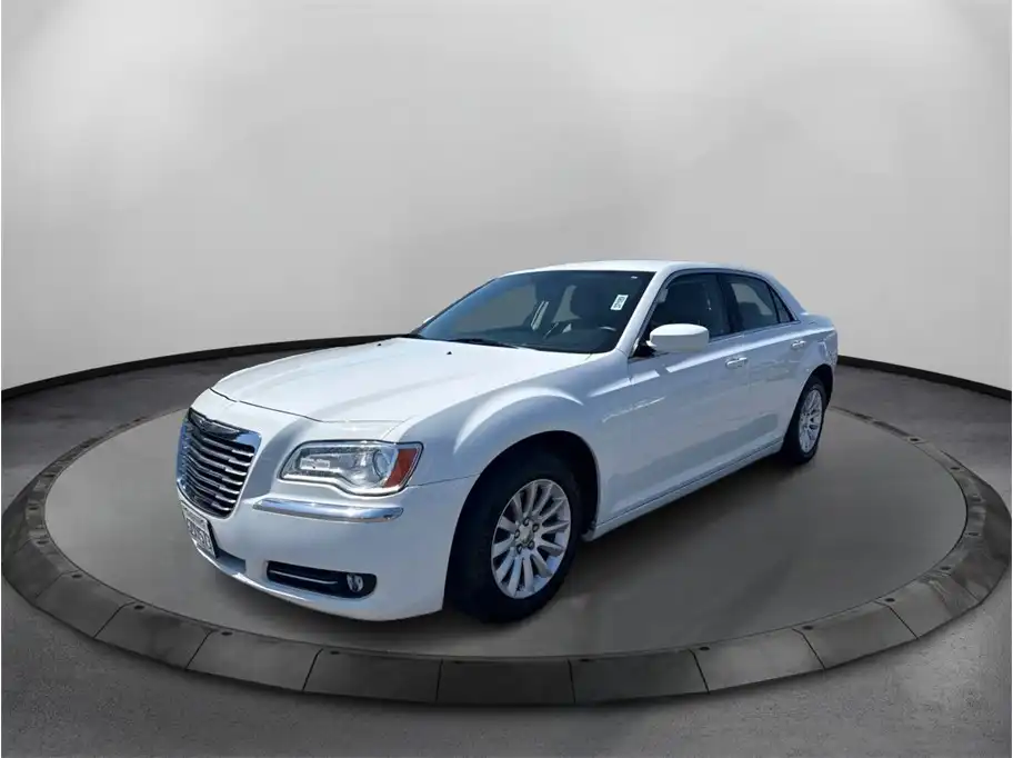2013 Chrysler 300 Motown Edition's photo
