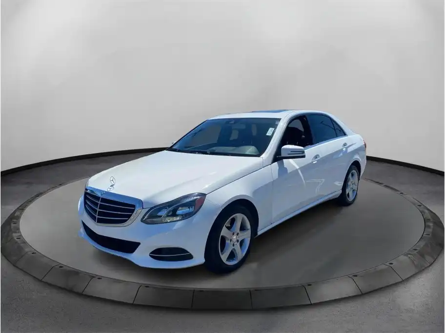 2014 Mercedes-Benz E-Class E350 Luxury's photo