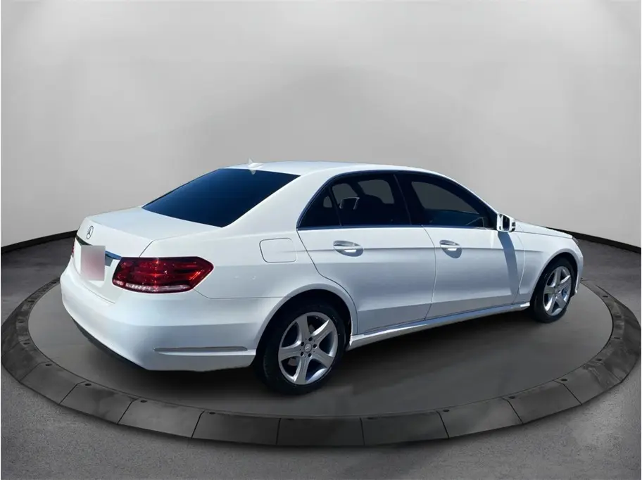 2014 Mercedes-Benz E-Class E350 Luxury photo 5