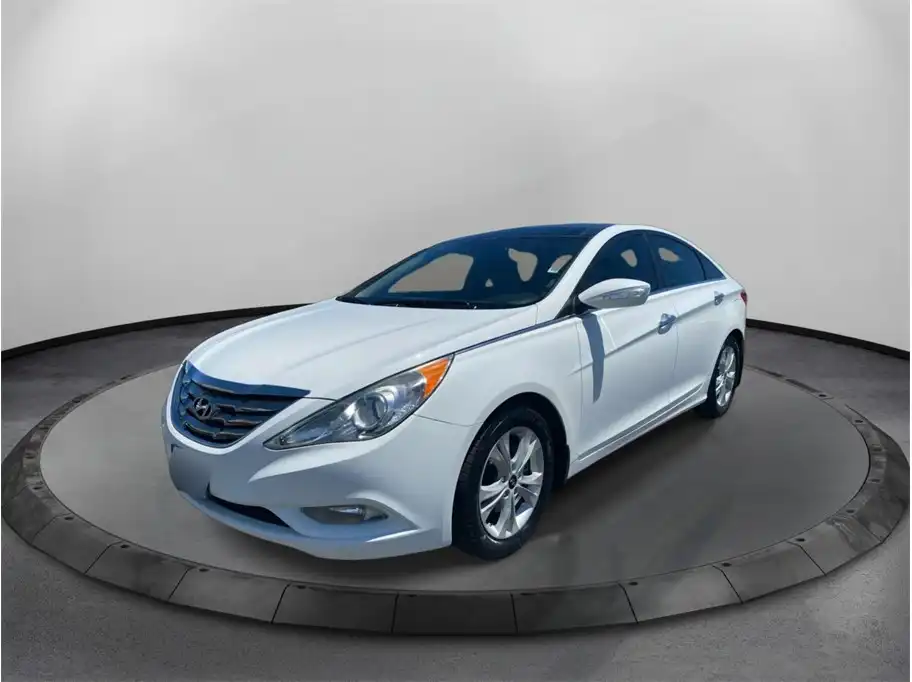 2013 Hyundai Sonata Limited I4 A/T PZEV's photo