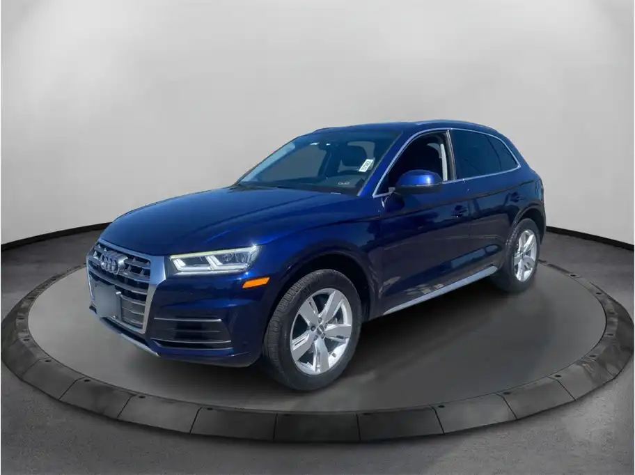 2018 Audi Q5 2.0T quattro S tronic Premium Plus's photo
