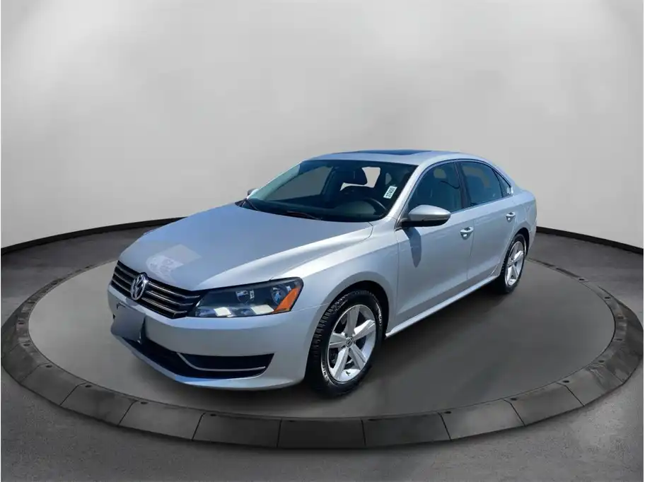 2012 Volkswagen Passat SE AUTO PZEV's photo